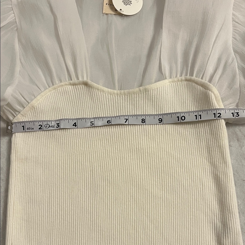 Every Day Chic White&Cream Sheer Talk the Talk  Long Sleeve Top Sz M/L NWT - Picture 5 of 10